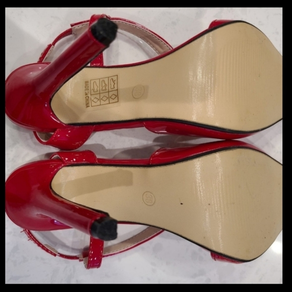 Red Stiletto Heels - Picture 3 of 4